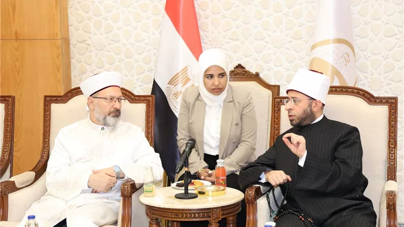  تعاون لخدمة الدعوة ..  وزير الأوقاف يستقبل رئيس الشئون الدينية التركي