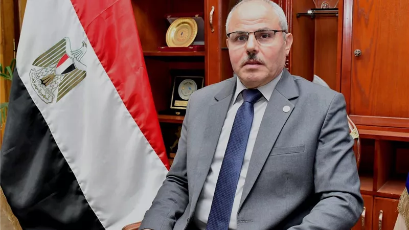 كلية الطب البيطري بجامعة قناة السويس تحصل على شهادة الأيزو الدولية