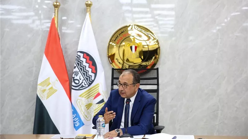 توريد 120 أتوبيس غاز طبيعي من إنتاج النصر للسيارات لدعم النقل بالإسكندرية