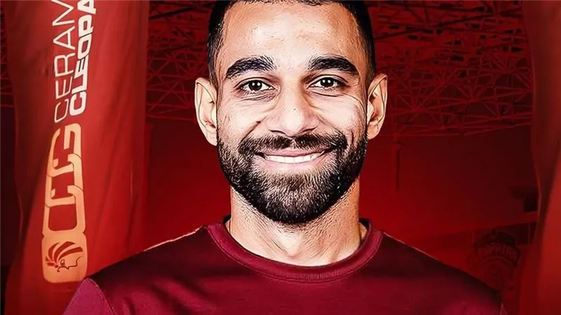 رسميا.. سيراميكا كليوباترا يعلن عن تعاقده مع عمرو السولية 