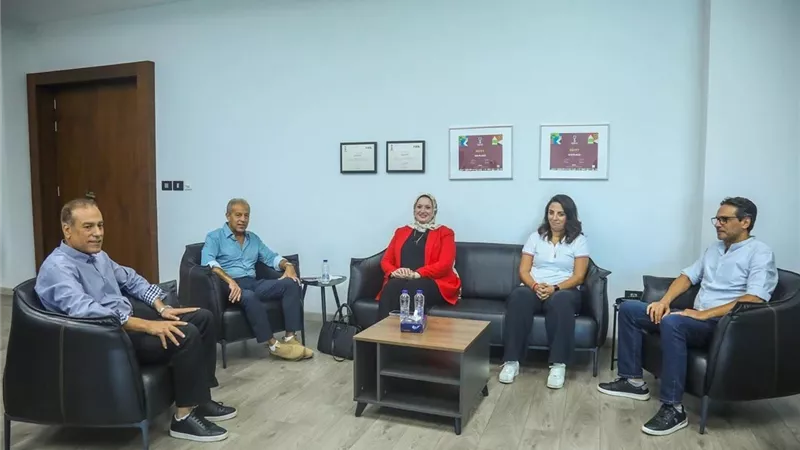 التعليم واتحاد الكرة على طريق كاف.. بروتوكول مصري للمشاركة المدرسية القارية