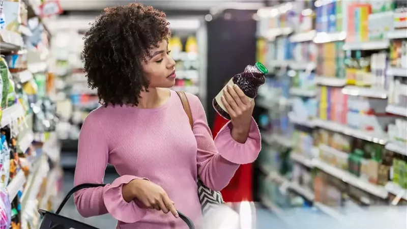 كيف تفهم ملصقات الصلاحية على الأطعمة.. لا تنخدع بملصقات الطعام 