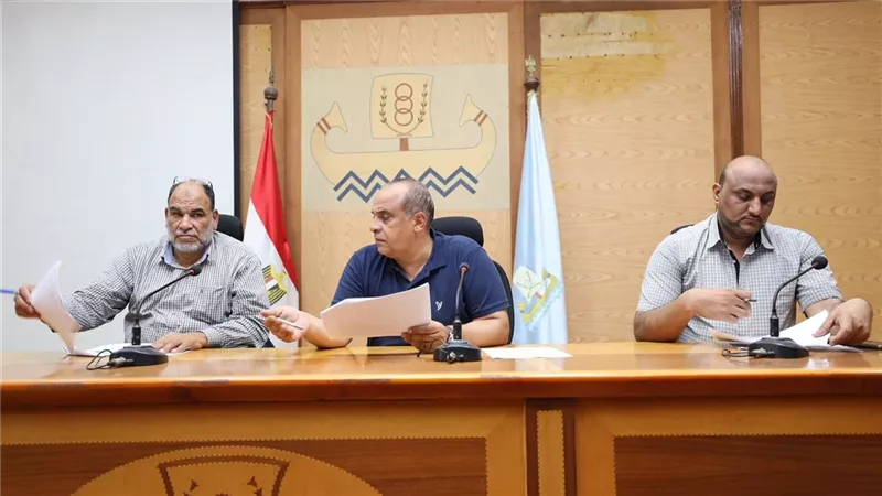 تسهيل إجراءات التقنين تيسيرًا على المواطنين بجميع قرى ومدن كفر الشيخ 