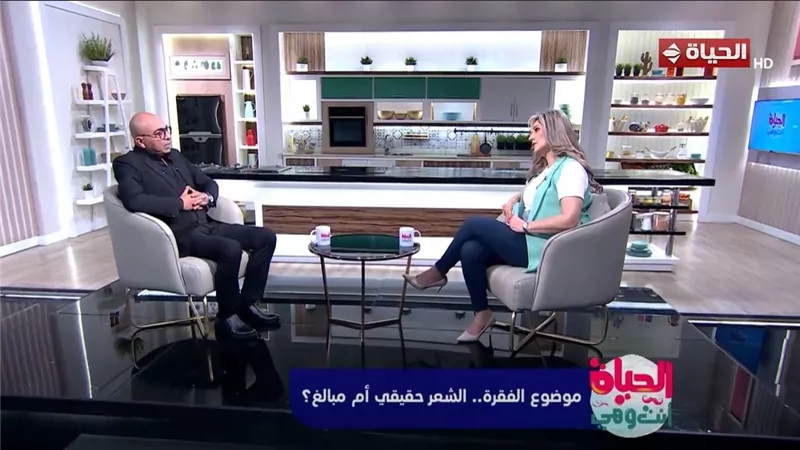 الشاعر محمد عاطف: أعيش ما أكتب.. والأغاني تعبر عما يعجز عنه الكلام     