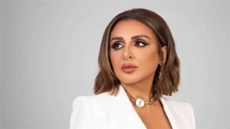 بعد شائعة إصابتها بمرض خطير.. أول ظهور لأنغام داخل مستشفى في ألمانيا