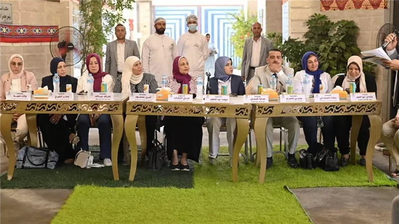 زيارة وفد ٱمانة المرأة بمستقبل وطن لأحد المصانع بالفيوم الجديدة |صور
