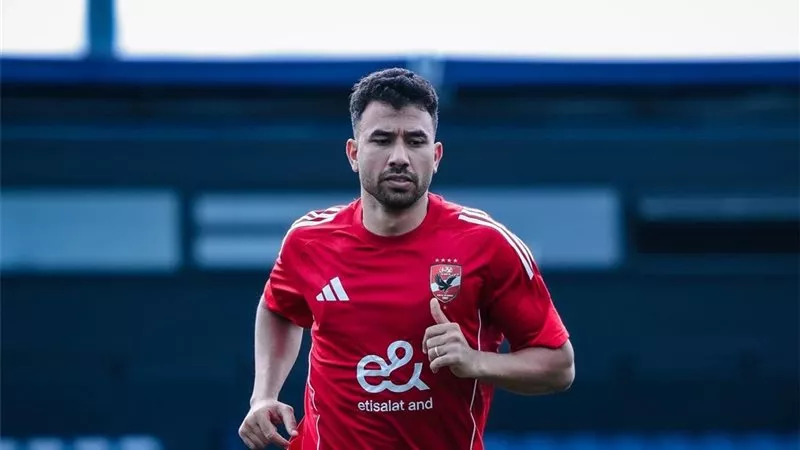 شوط أهلاوي بامتياز .. تريزيجية يتقدم للأحمر بهدفين على البنزرتي