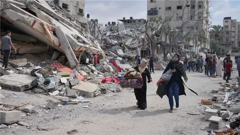 باحث: إدارة ترامب بدأت فعليًا في مراجعة استراتيجيتها حيال ملف قطاع غزة | فيديو