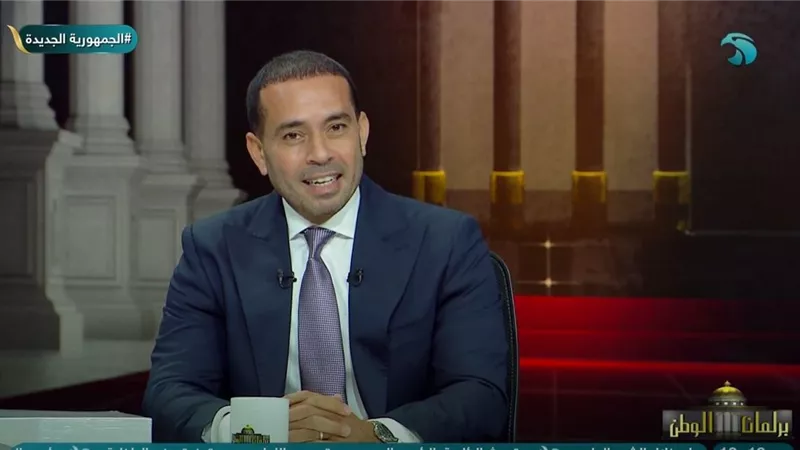 محمد زكي: نشأت في «شبرا» ومدارس الحكومة صنعت شخصيتي | فيديو