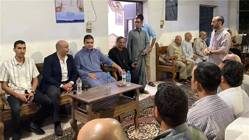 أهالي «شبرا العنب» يستقبلون محمد مصطفى لطفي بحفاوة وترحاب | صور 