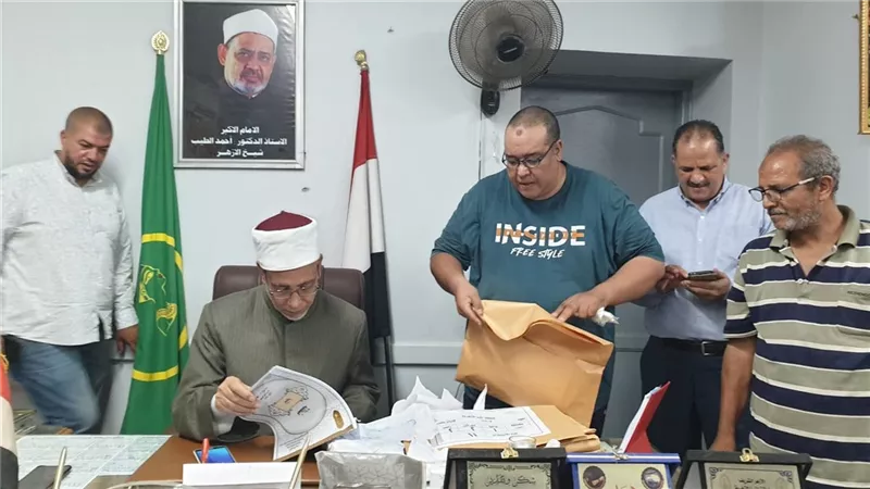 المنيا الأزهرية تُعلن أسماء أوائل الثانوية وتُكرّم المتفوقين في مختلف الأقسام 
