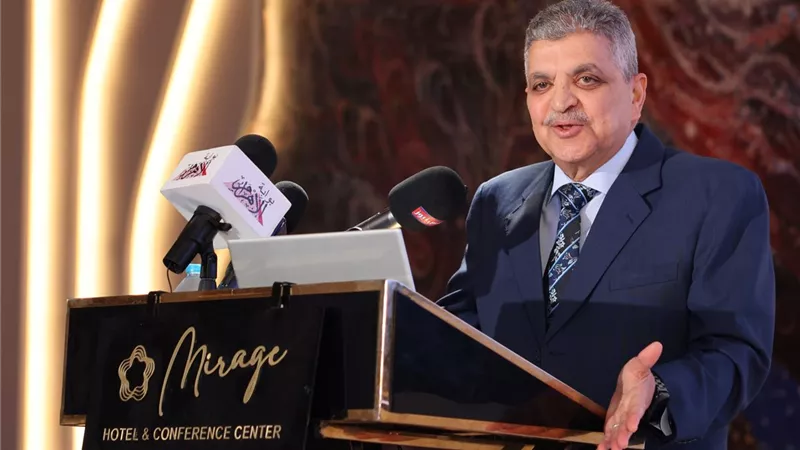 الفريق أسامة ربيع يشهد تدشين باكورة إنتاج شركة قناة السويس للقوارب الحديثة 