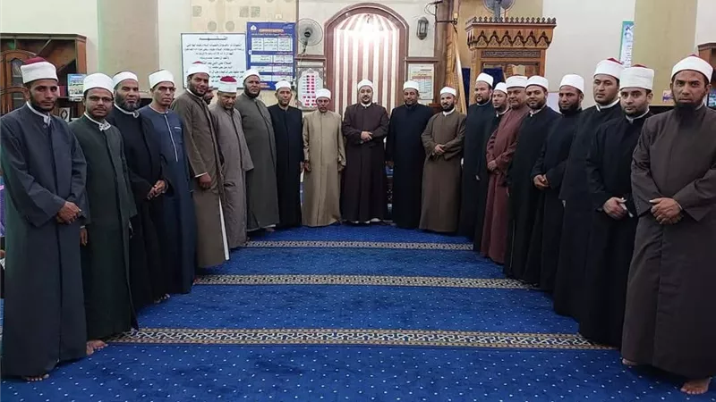 قافلة أوقاف بني سويف: وعي الإنسان يبدأ من حسن إدارة عمره