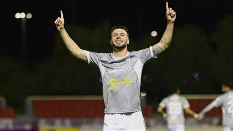 مصدر يكشف تفاصيل مفاوضات الزمالك لضم الروماني أندريا كورديا
