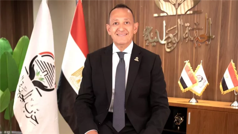 ياسر عبد المقصود يطالب بمواجهة الشركات الوهمية للتوظيف بالخارج