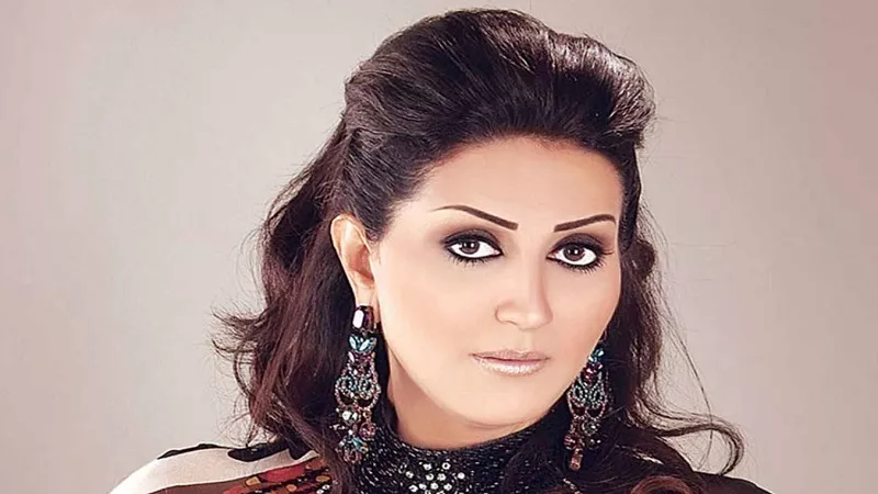 بعد شائعة هروبها.. وفاء عامر تبعث الأمل من خلال رسالة إلي جمهورها