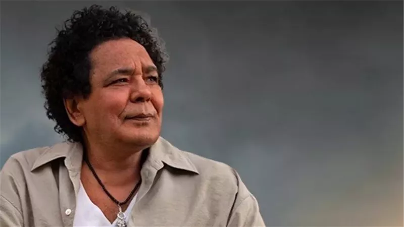 قريبا .. الكينج محمد منير يطرح أحدث أعماله الغنائية 