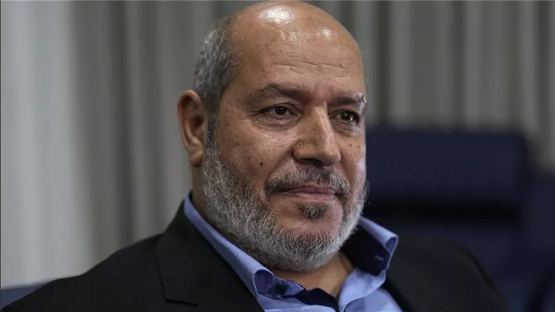 «الحية» خارج الميدان... بطل من ورق يتاجر بوجع غزة ويهاجم مصر