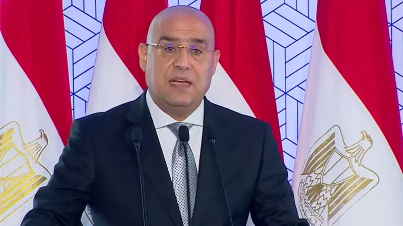 عاصم الجزار.. المهندس الذي خرج من خرائط المدن إلى السياسة