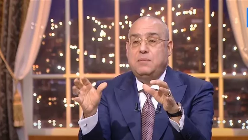 لا مال ولا وساطة .. رئيس «الجبهة الوطنية» يكشف آلية اختيار المرشحين للشيوخ 