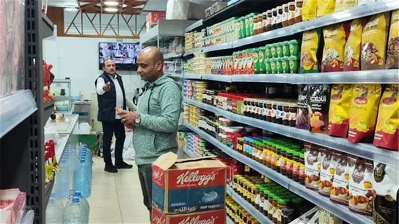 القطاع التجاري في مرحلة حاسمة.. انفراجة مرتقبة أم فرصة ضائعة؟