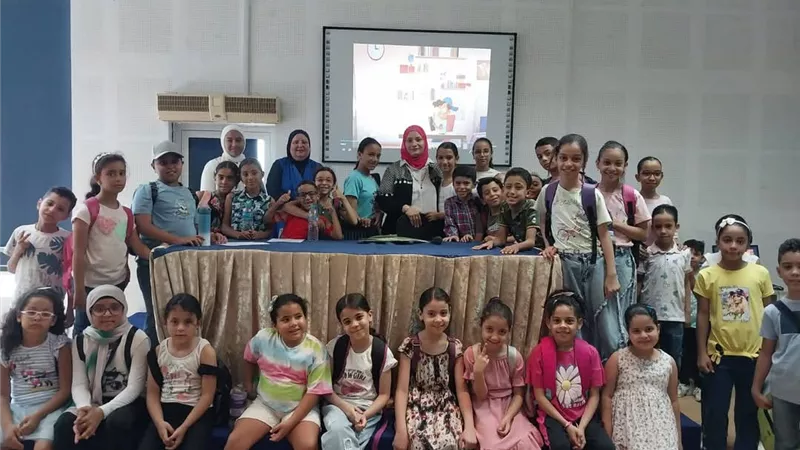 تعزيز الثقافة الغذائية.. ندوة توعوية عن الغذاء الصحي  باستكشافي السويس 