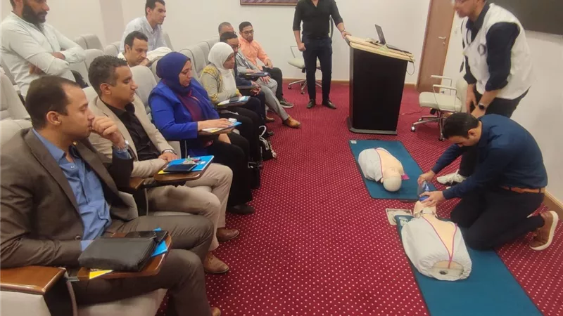 وزارة الصحة تطلق المرحلة الرابعة لتدريب العاملين بالحكومة على أجهزة الرجفان