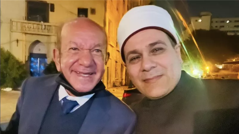 هل يجوز الترحم على الفنان لطفي لبيب؟.. مظهر شاهين يرد بالدليل