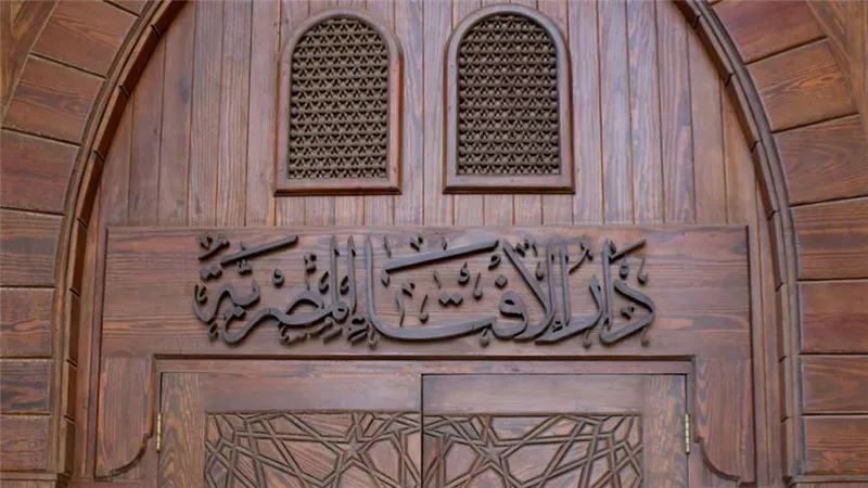 ما حكم وضوء الحائض والنفساء قبل النوم أو الأكل في حال انقطاع الدم؟