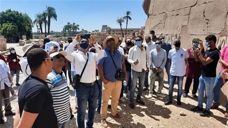 بيان نقابة المرشدين السياحيين بعد قرار الوزير برفع يومية المرشد لـ1800 جنيهًا 