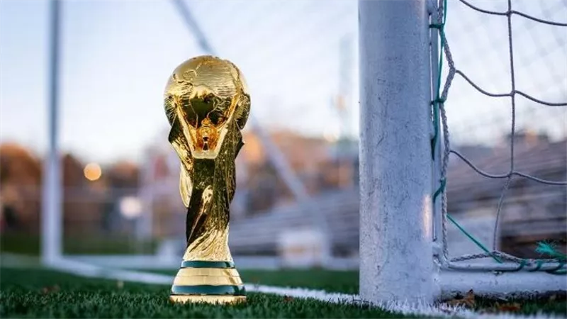 فيفا يتجه لاستخدام الكاميرات المثبتة على أجساد الحكام في مونديال 2026