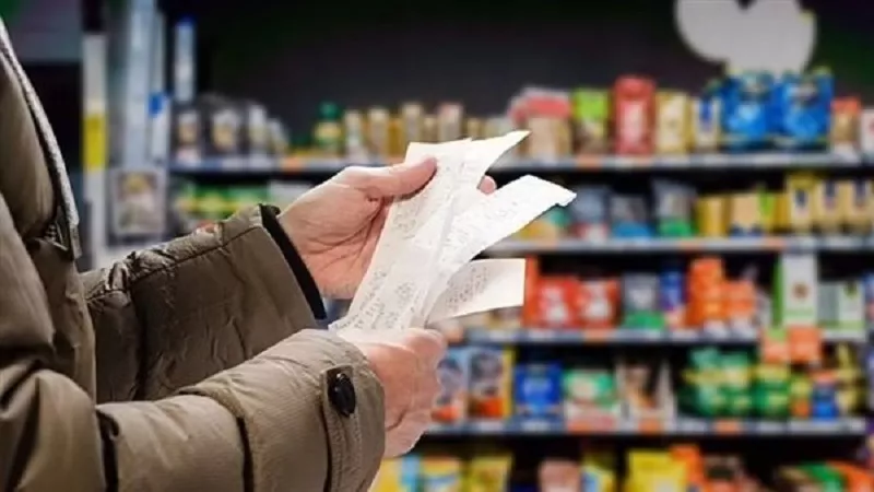علاء عز: مبادرة خفض الأسعار تستهدف المواطن مباشرة| فيديو