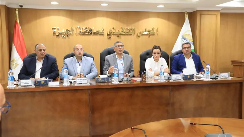 محافظ الجيزة يكلف بمتابعة دورية وميدانية لمعدلات تنفيذ الخطة الاستثمارية