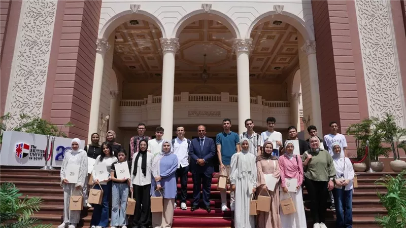 الجامعة البريطانية تكرم أوائل الثانوية العامة.. احتفالية ضخمة ومنح مجانية