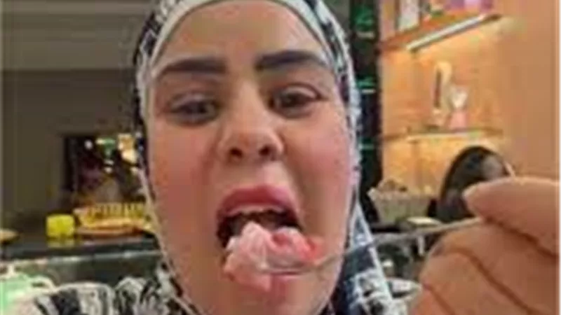 أم مكة تُفجر المفاجأة.. ببيع بـ 120 ألف جنيه فسيخ من محل واحد في اليوم