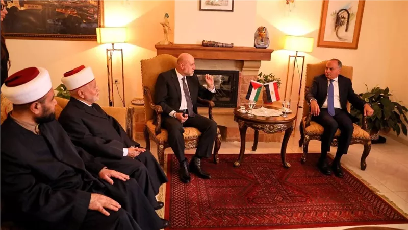القيادات الدينية  بفلسطين يتضامنون مع مصر في وجه الحملة المغرضة التي تتعرض لها