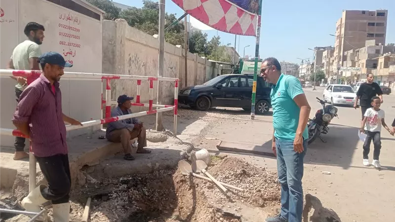 استمرار جهود قطاع المرافق بحي الأربعين لمعالجة الأعطال وتحسين الخدمات