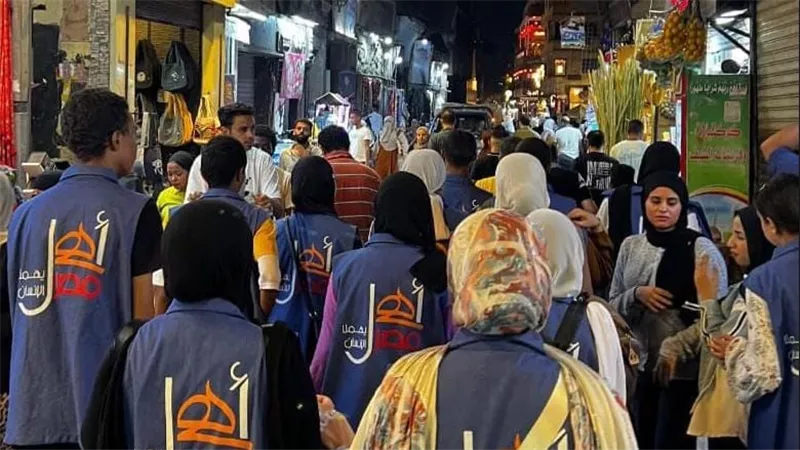 لتعزيز الوعي بالتراث.. جولة بشارع المعز لشباب المحافظات الحدودية 