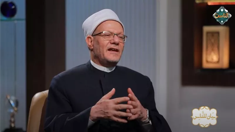 شوقي علام: فوضى الفتاوى على مواقع التواصل تهدد الوعي الديني