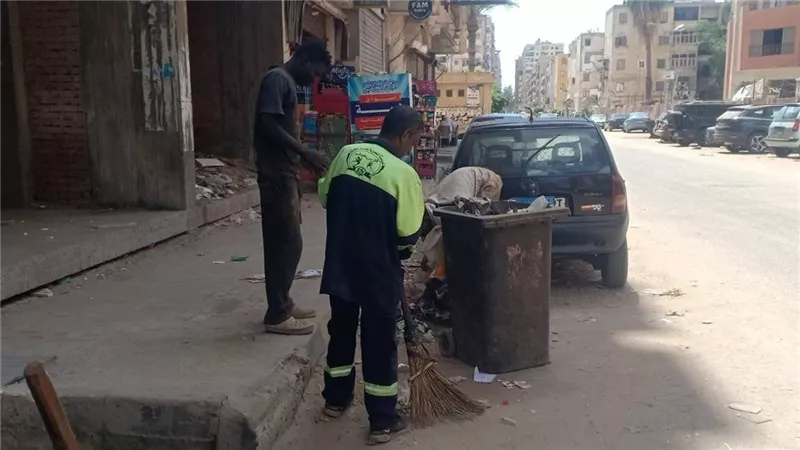 رفع 520 طن مخلفات.. محافظ الدقهلية يتابع أعمال النظافة بمدينتى المنصورة وطلخا