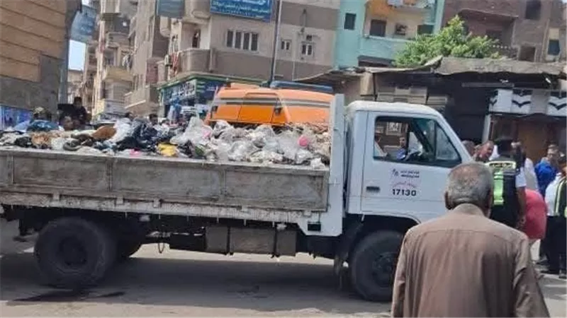 كانت بتجري على أكل عيشها.. مصرع بائعة سمك أسفل عجلات سيارة قمامة بالمنوفية