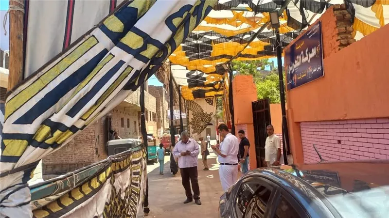 رئيس مدينة أبوتشت يتفقد اللجان الانتخابية قبيل ساعات من انطلاقها بقنا