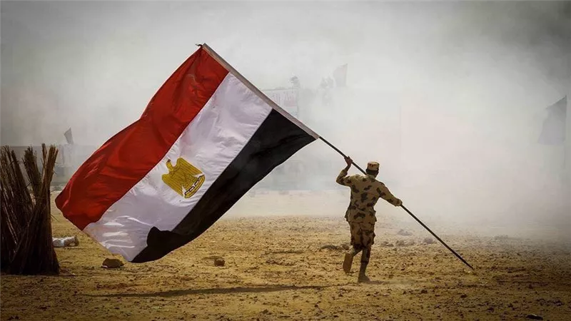 خبير: مصر تتعامل برؤية استراتيجية مع الجماعات المتطرفة وتحولات الشرق الأوسط