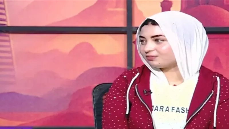 «زواج عرفي وتشهير».. فتاة تكشف تفاصيل نشر زوجها فيديوهات فاضحة لها|فيديو 
