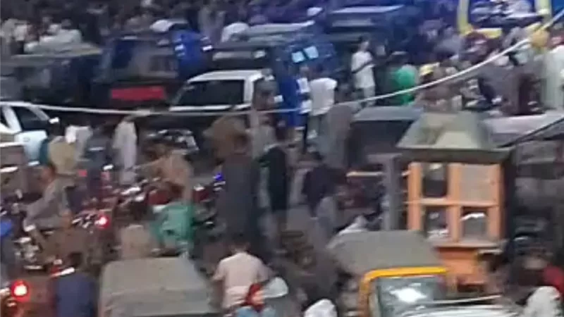 كانوا بيعدوا المزلقان.. مصرع 4 أشخاص أسفل عجلات القطار بسوهاج