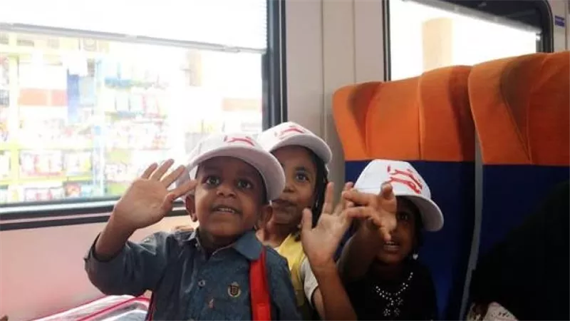 انطلاق القطار الثالث لنقل الأشقاء السودانيين من محطة مصر إلى السد العالي