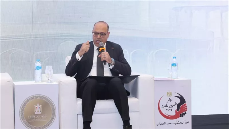 رواتب بين 390 إلى 550 دينار.. العمل تعلن عن وظائف في الأردن