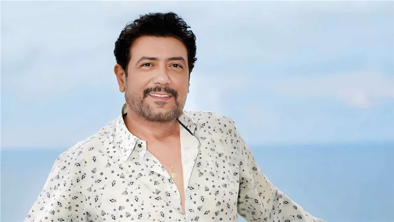أزمة مفبركة.. أحمد وفيق يكشف تفاصيل فيديو تجارة الأعضاء المزعوم |خاص