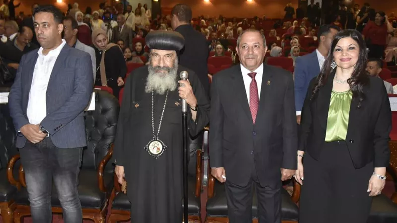 محافظ بورسعيد: التعليم أول أولوياتنا فبناء الإنسان يبدأ من المدرسة 
