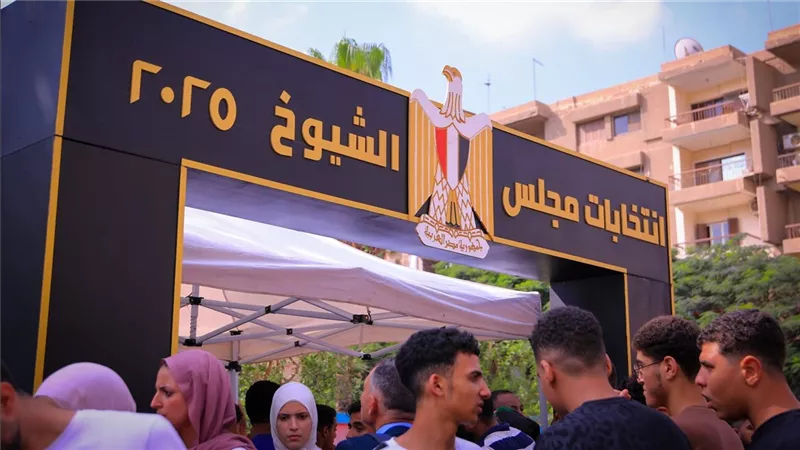 محافظ البحيرة تؤكد استعداد اللجان الانتخابية وتدعو المواطنين للمشاركة الفعالة